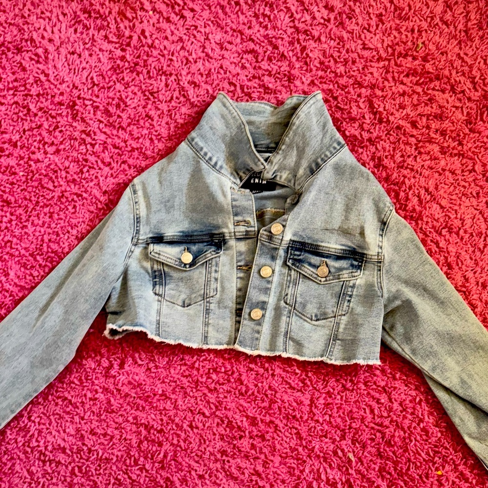 denim cropped jacket